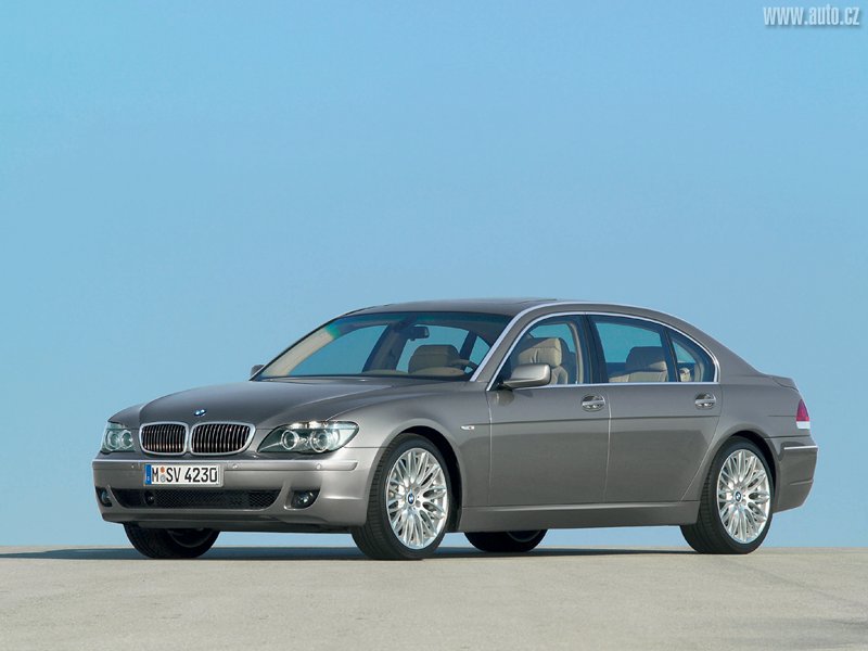 BMW 7.jpg